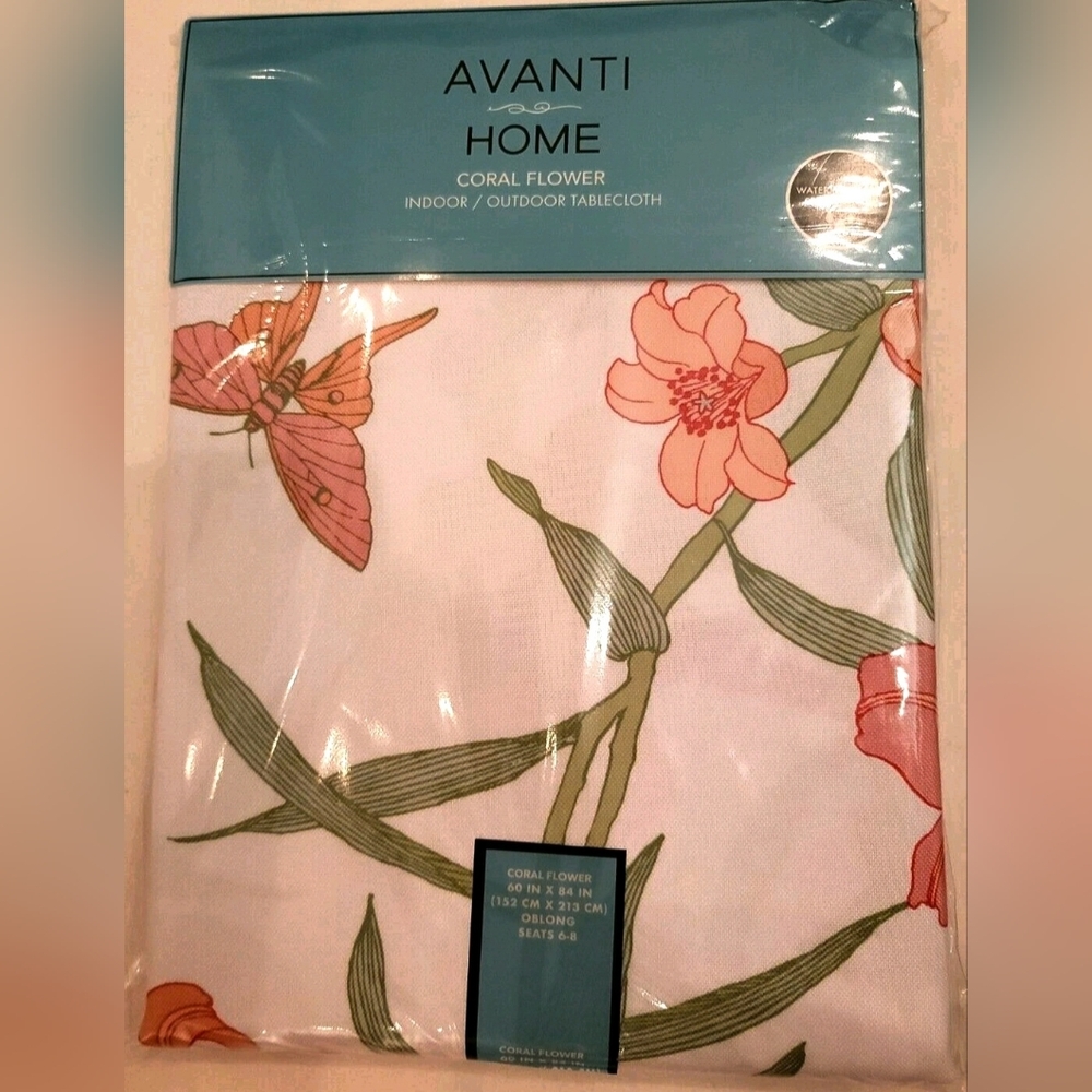 Avanti Home Coral Flowers& Butterflies Mop Indoor/ Outdoor 60"x84" Seats 6-8